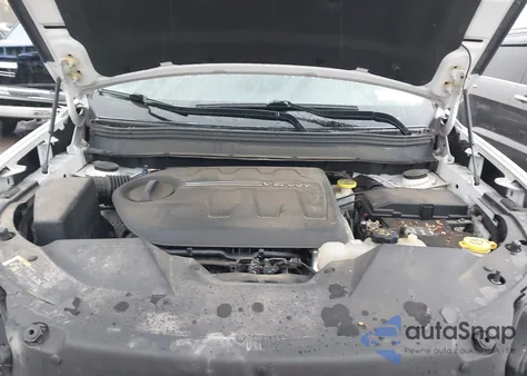 2019 Jeep Cherokee Latitude 4X4 из США, поврежденный, VIN 1C4PJMCX4KD238408